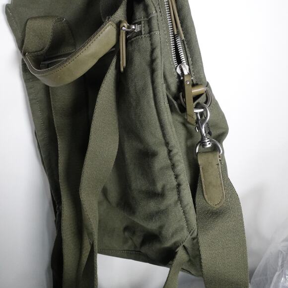 Quince Canvas Convertible Backpack Hunter Green Organic Cotton Leather Trim main image 9